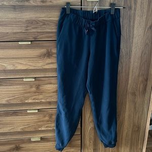 Lululemon navy joggers size 4